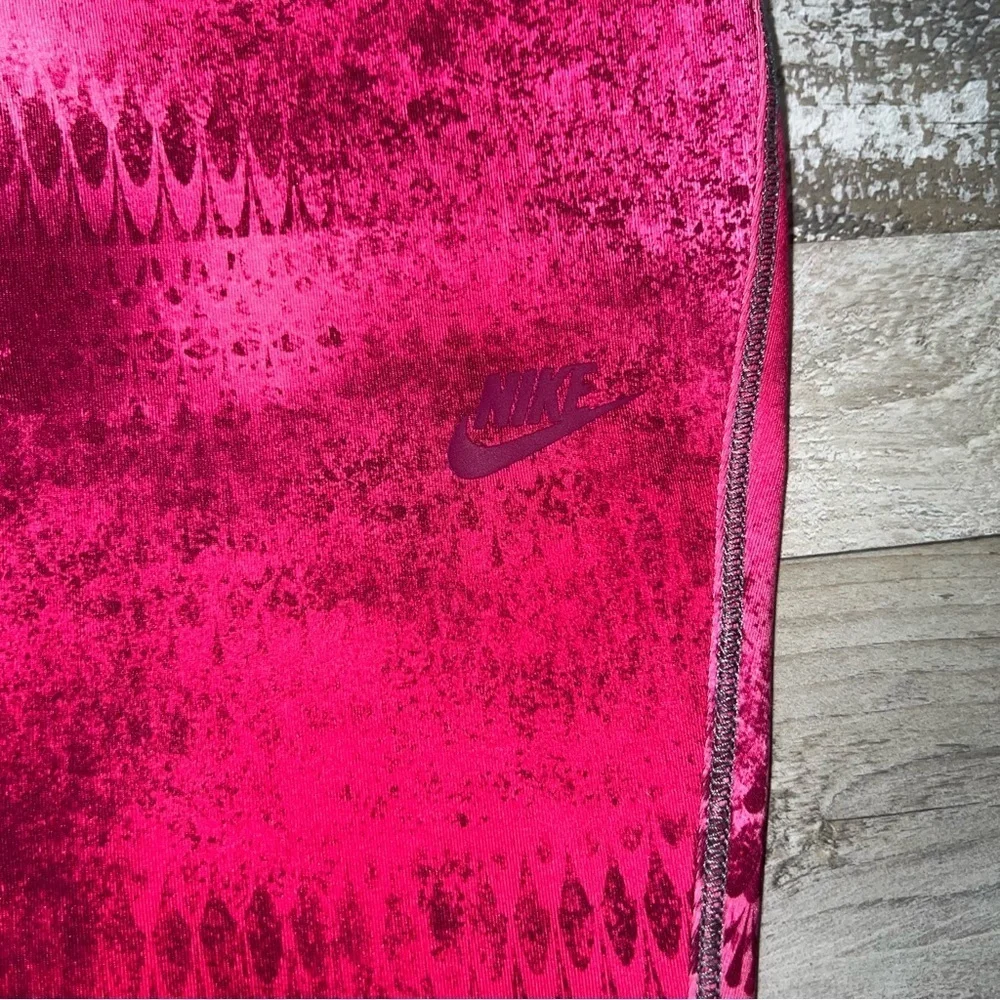 Nike Youth Girl’s Printed Pink Leggings Size S